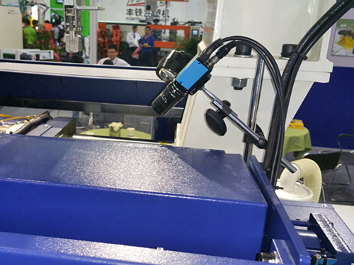 模具监控器相机安装